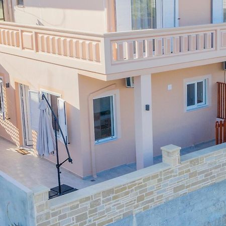 Artemis No.2 Apartment キサモス エクステリア 写真